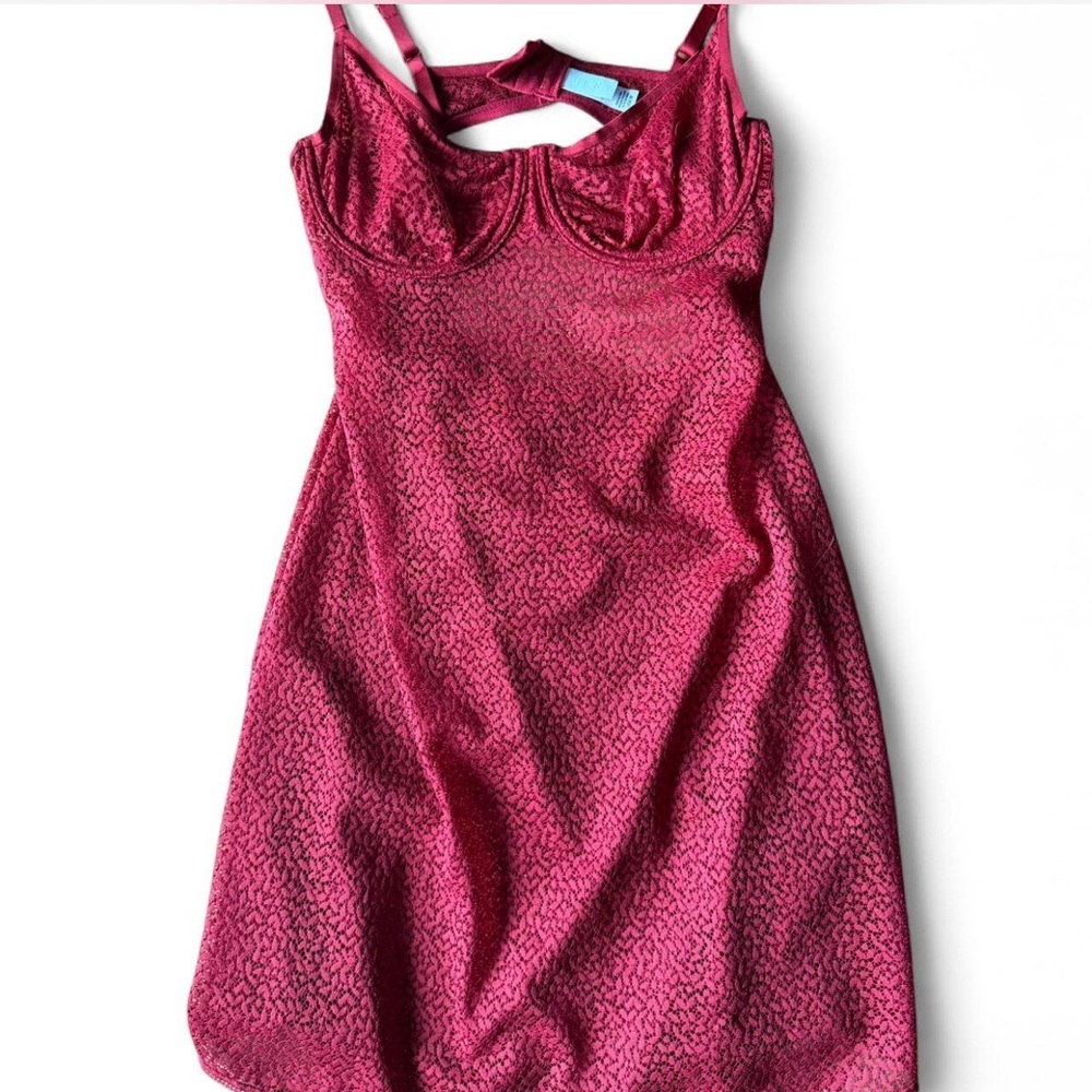 Gorgeous vintage DKNY burgundy lace babydoll chemise